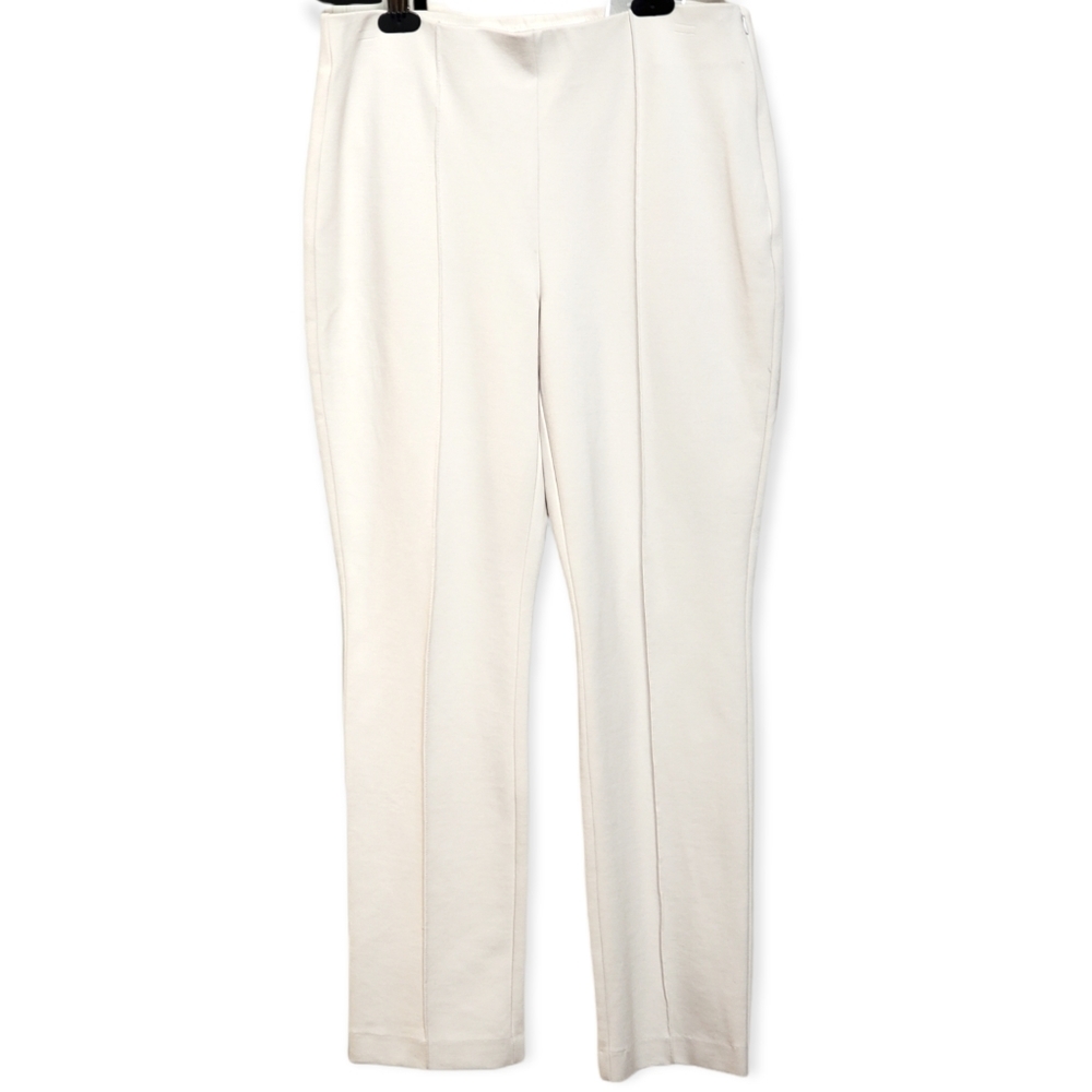 Chico's Ultimate Fit Winter White Pants Size .5 Regular Slacks